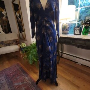 Rixo Navy and Gold Deep V cocktail dress SZ. 10